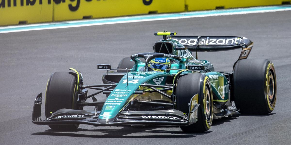 ¡Alonso saldrá 2º en Miami tras el 'poleman' Pérez, con Sainz 3º tras un final de locura!