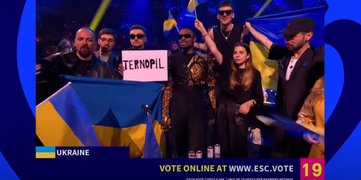 ¿Qué significa el cartel de 'Ternopil' que han enseñado los representantes de Ucrania en Eurovisión?