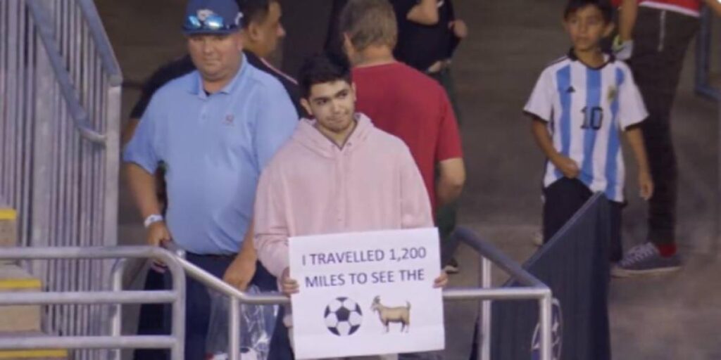 ¡Viaja 2.000 kilómetros para ver a Messi y el argentino estaba de vacaciones!