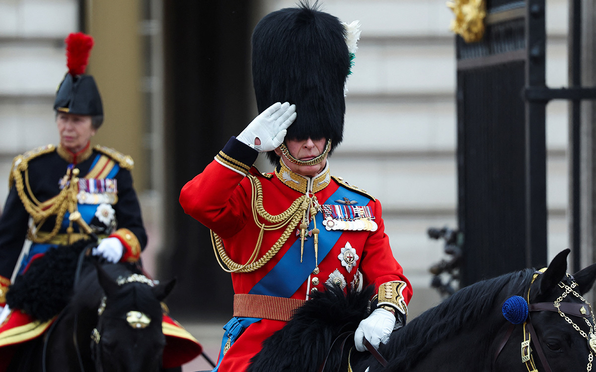 Carlos III preside su primer cumpleaños oficial como rey británico