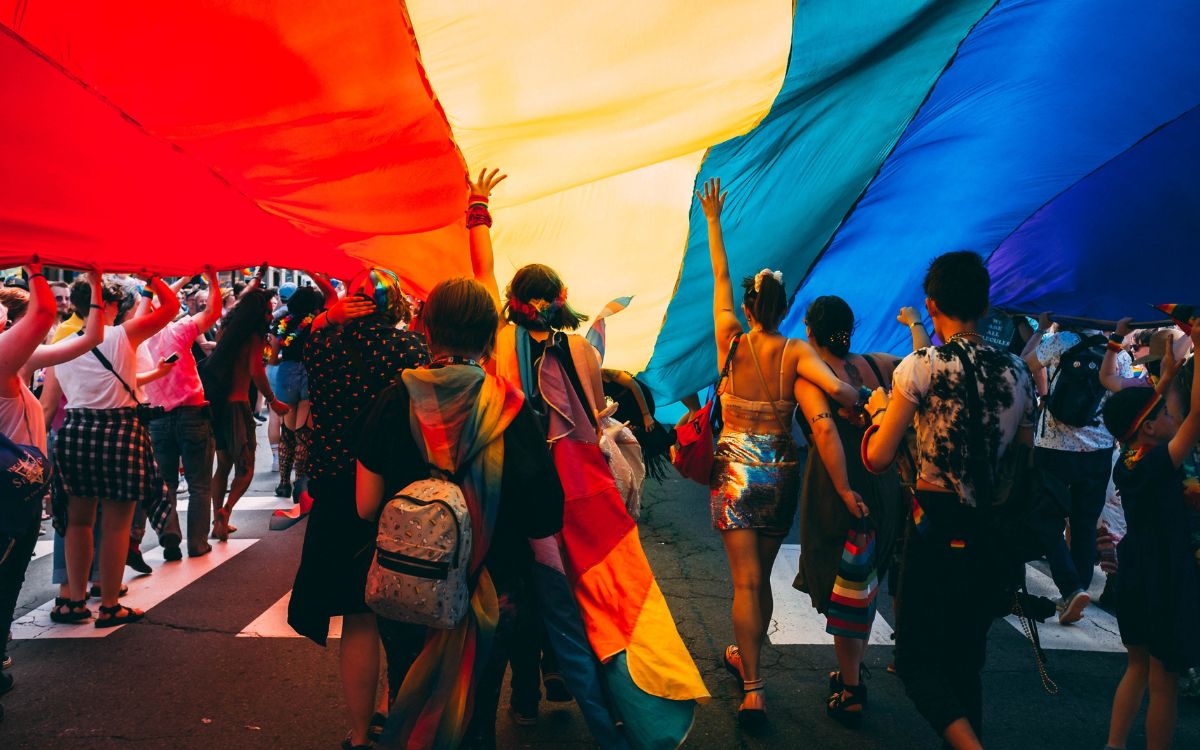 EU: Declara ONG 'estado de emergencia' por deterioro de derechos LGBTIQ+