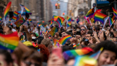 EU: Empresas tendrán 'licencia para discriminar' a comunidad LGBT+