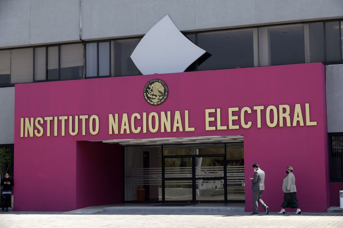 El INE mete freno a las “corcholatas” de Morena y les ordena no hacer campaña anticipada