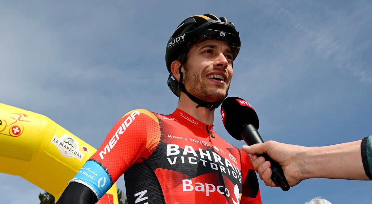 El ciclista Gino Mäder muere a los 26 años tras accidente durante el Tour de Suiza