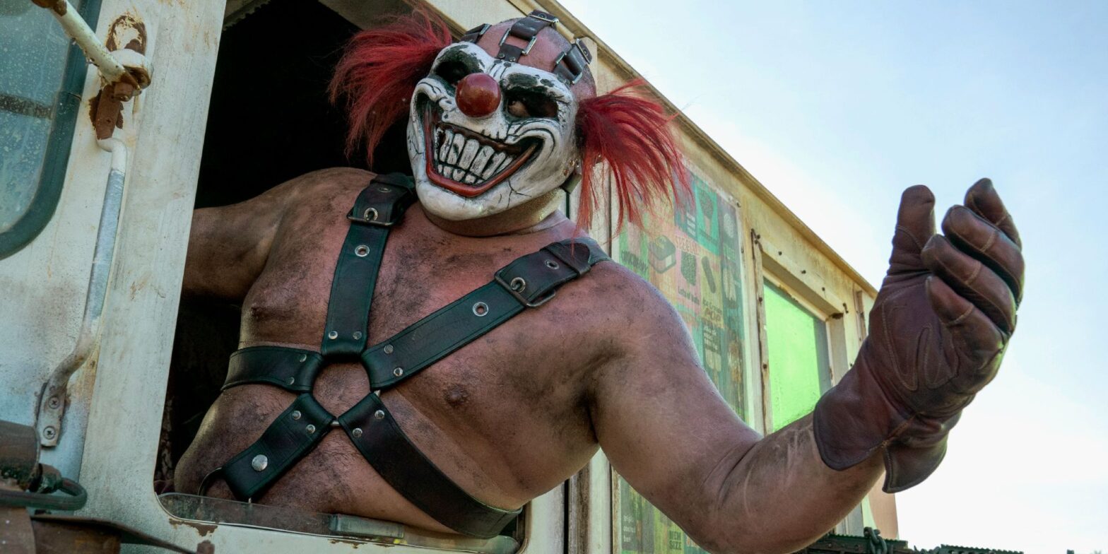 Joe Samoa as Sweet Tooth Leaning Out of the Ice Cream Truck in Twisted Metal Header