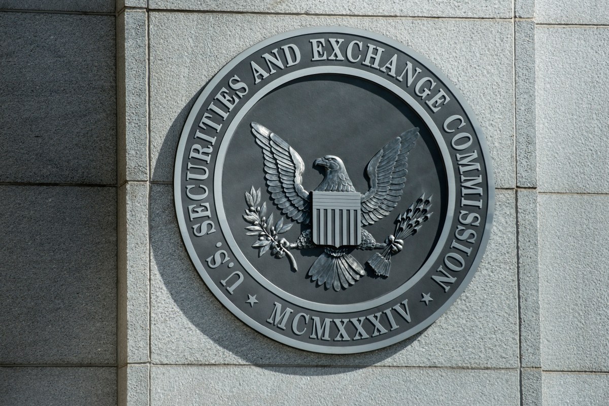 El director de la SEC dice que “nada ha cambiado” para la aplicación, incluso cuando la industria de la criptografía retumba