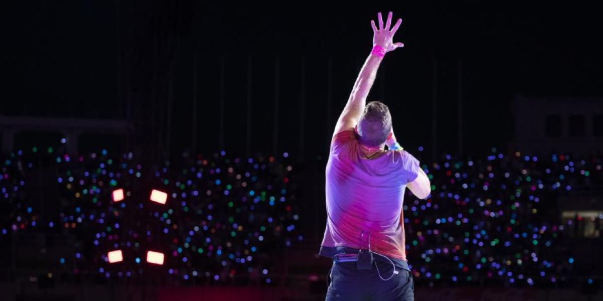 El homenaje de Coldplay a Tina Turner en su concierto en Barcelona