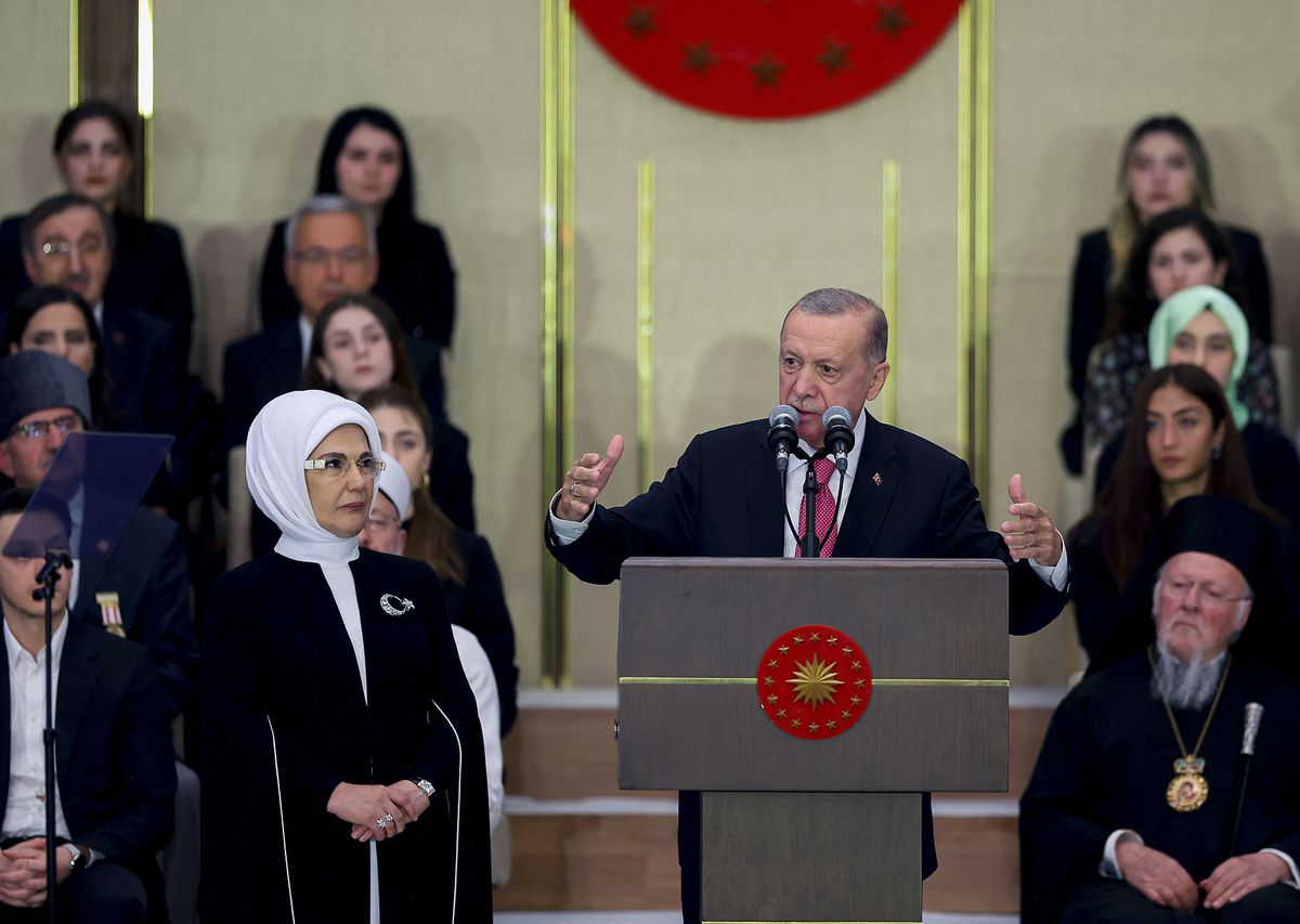 Erdogan lanza un mensaje de tranquilidad a los mercados al colocar al frente de la economía al ortodoxo Mehmet Simsek