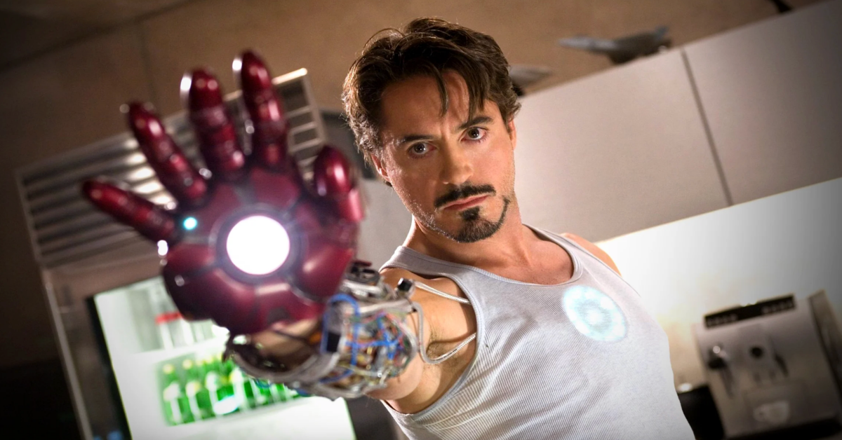 Robert Downey Jr. revela el origen sorprendente del look icónico de Tony Stark en Iron Man original