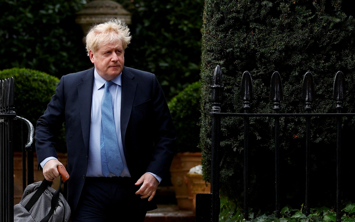 Exprimer ministro británico Boris Johnson dimite del Parlamento