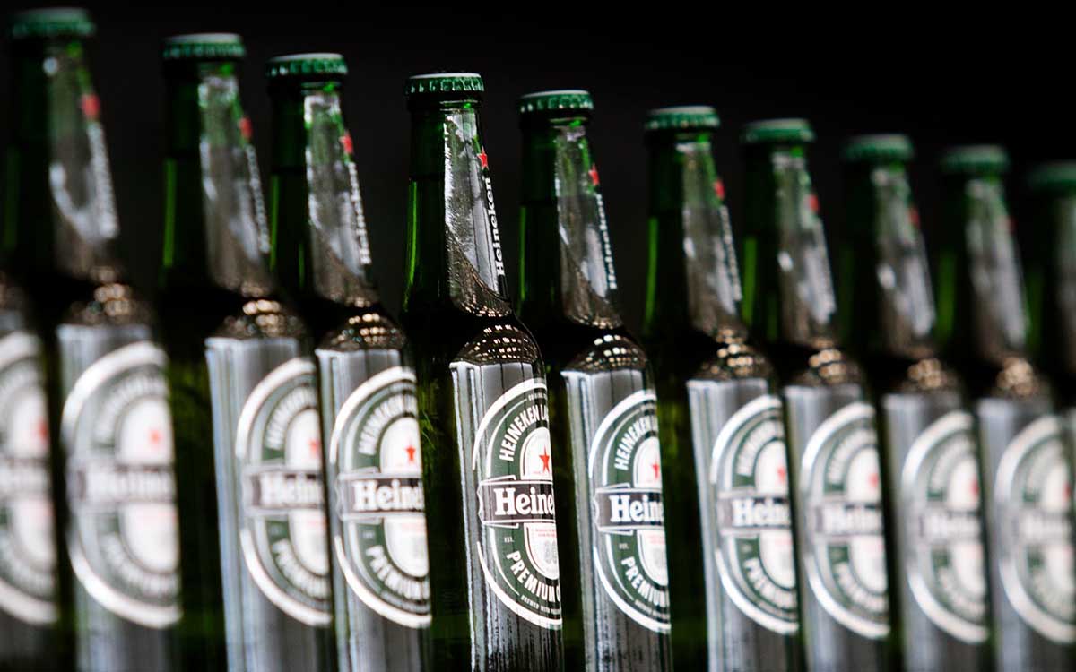 FEMSA anuncia venta de acciones de Heineken por 3,529 mdd