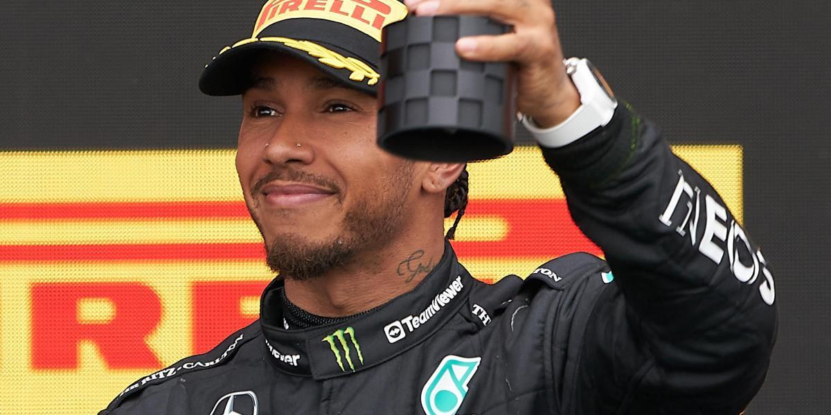 Hamilton: "Gran fin de semana; estar de nuevo en el podio aquí es fantástico"