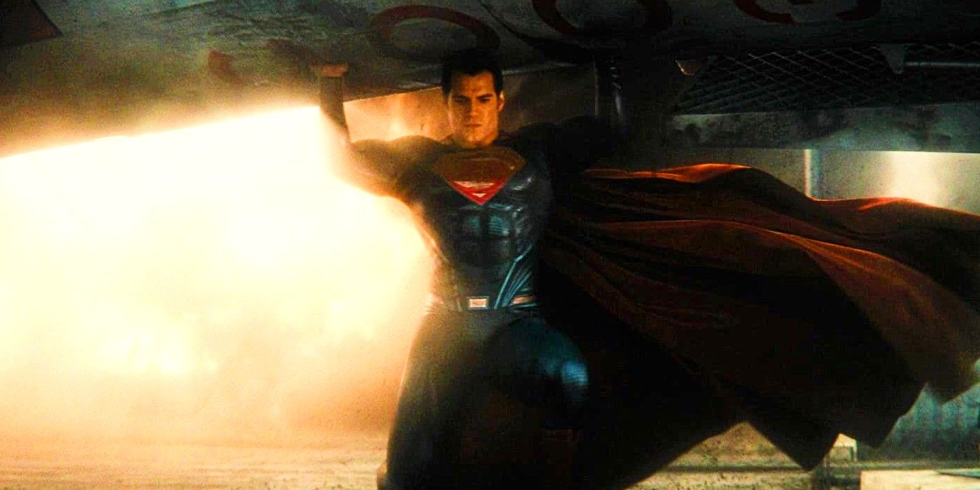Henry Cavill's Superman Costume in Batman V Superman Dawn of Justice