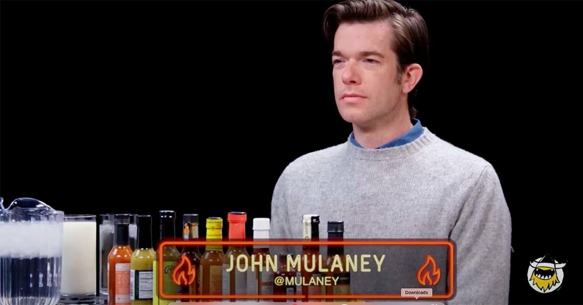 John Mulaney revela incómodos rechazos de celebridades mientras estaba en Saturday Night Live