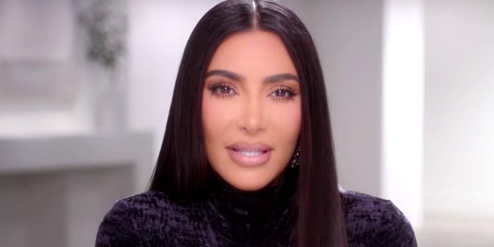 Kim Kardashian talking on the Kardashian show