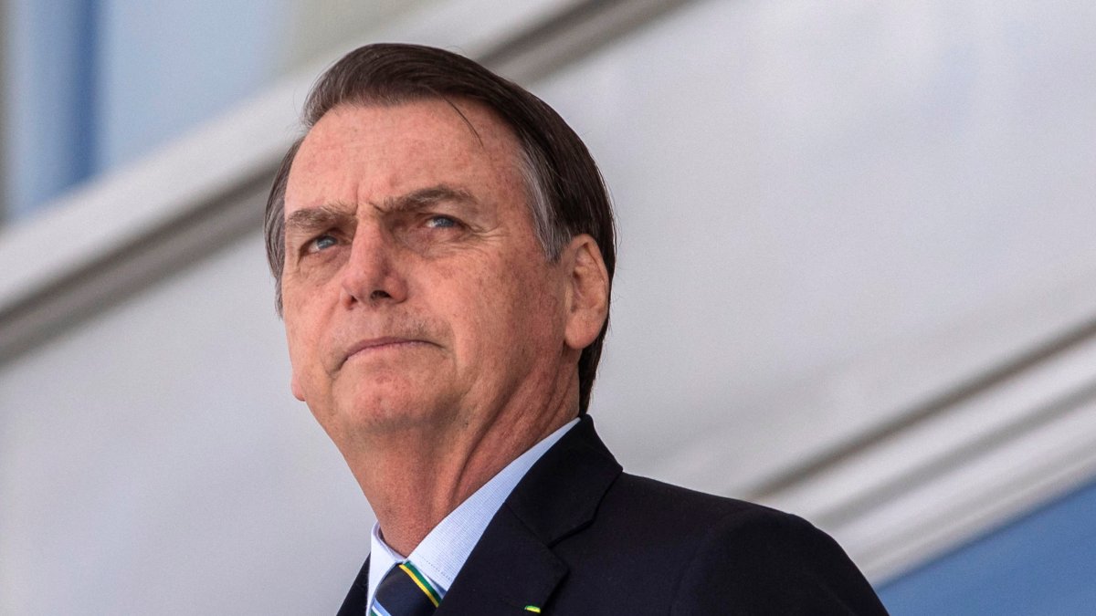 La dura campaña de Bolsonaro contra las elecciones le cuesta sus derechos políticos