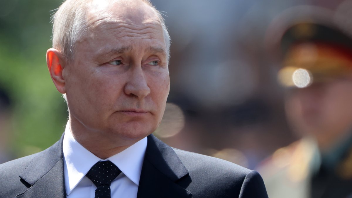 La revuelta en Rusia terminó, pero persisten las dudas sobre el poder de Putin