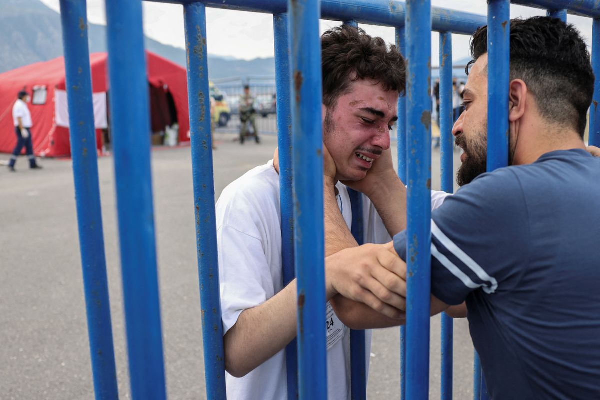 Los migrantes del naufragio de Grecia alertaron del peligro: “El capitán ha huido. Necesitamos una solución”