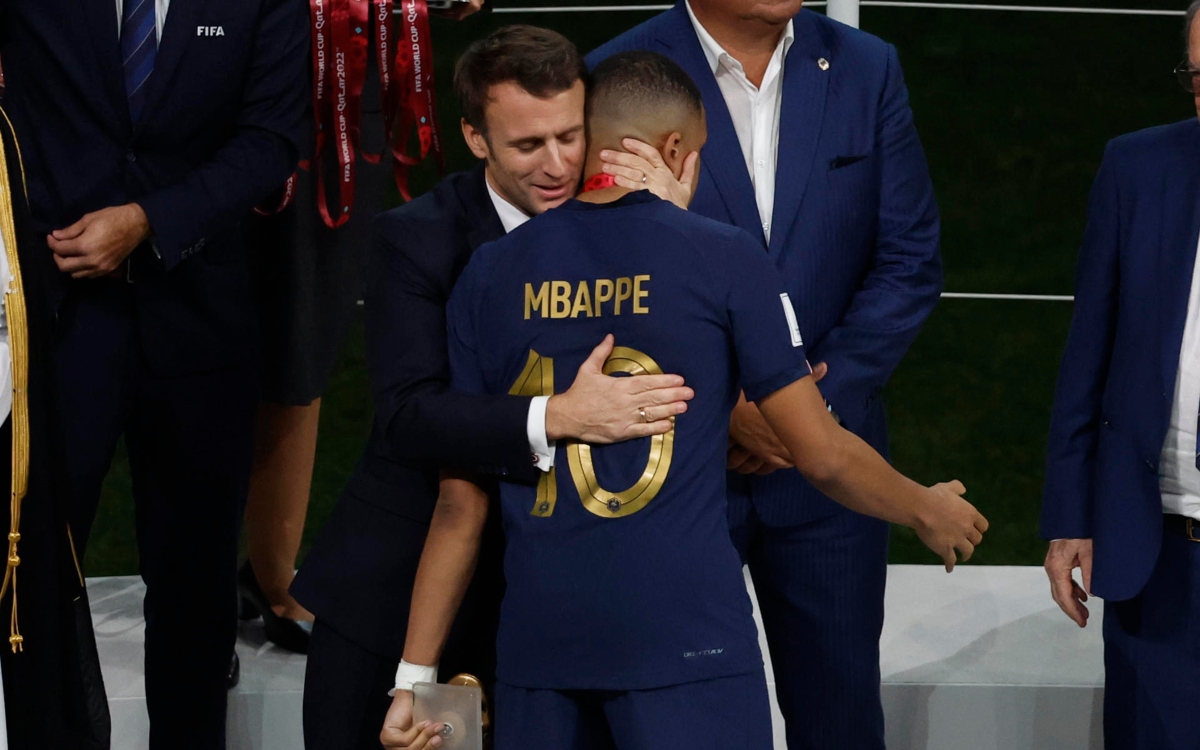 Macron asegura que va a presionar para que Mbappé se quede en Francia