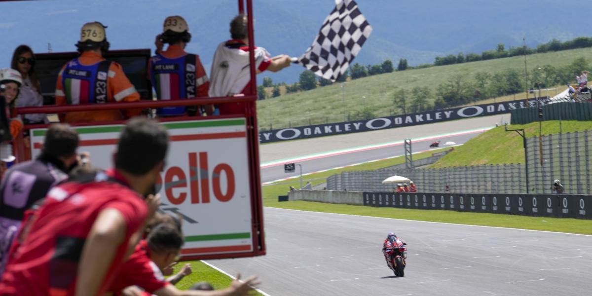 MotoGP: Gran Premio de Italia, en directo | ¡Bagnaia vence en Mugello con Martín 2º!