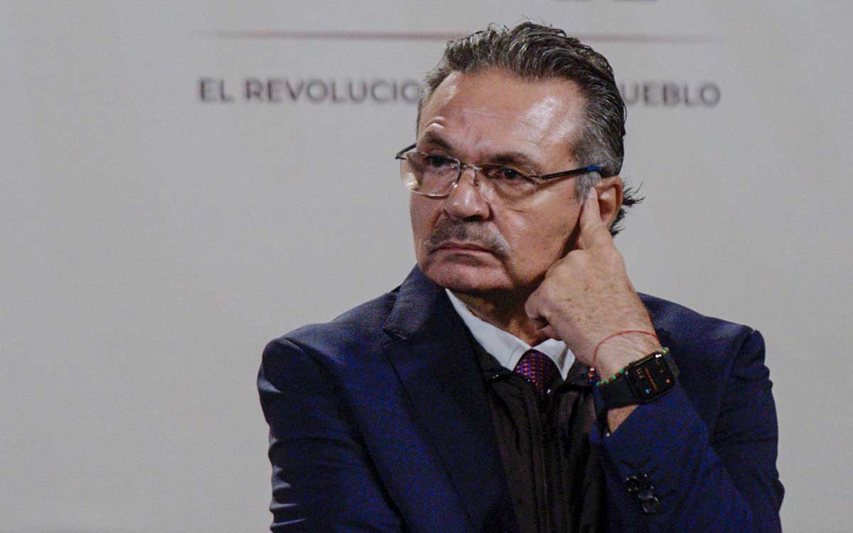 Pemex trabajará en mejorar perfil de endeudamiento: Romero