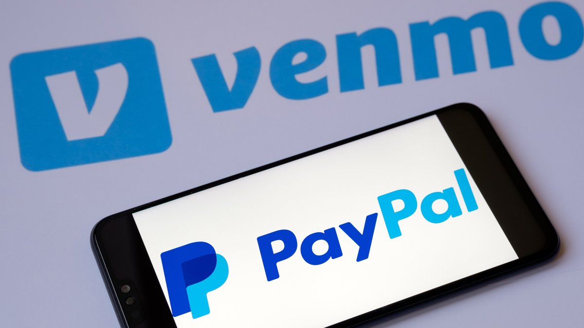 Podría ser riesgoso tener tu dinero en aplicaciones móviles como Venmo, PayPal y CashApp