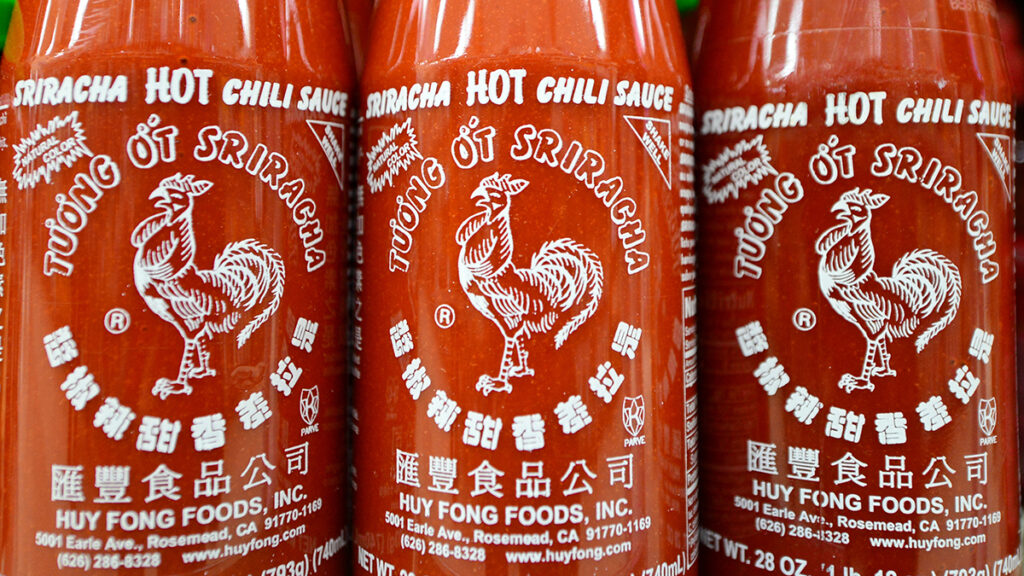Por qué está tan cara la salsa picante Sriracha