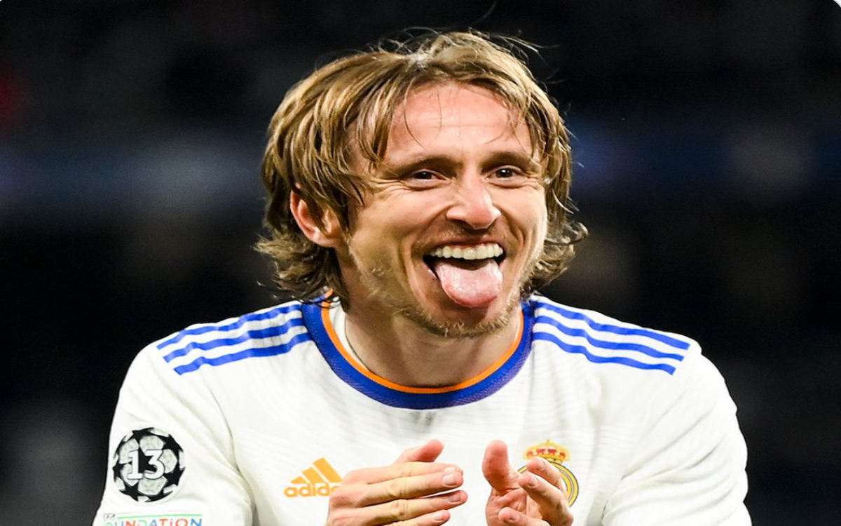Renueva Luka Modric con Real Madrid hasta el 2024 | Video
