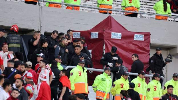 River Plate: Abandonan partido de fútbol en Argentina tras caída de hincha de tribuna
