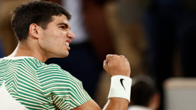 Roland Garros 2023: Despacha Alcaraz a Tsitsipas y va contra Djokovic en Semifinales | Video