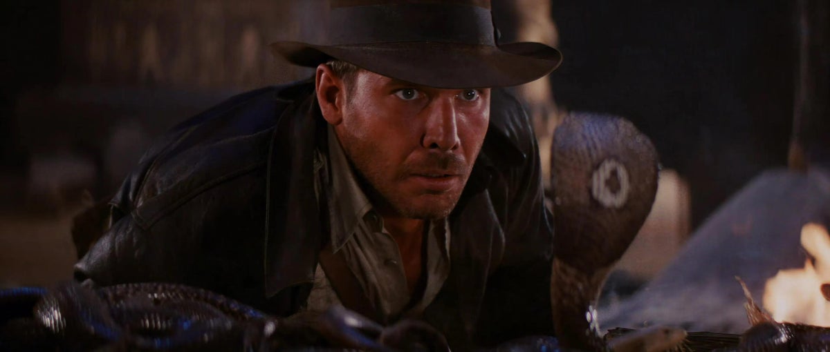Harrison Ford recuerda la forma extraña en que Steven Spielberg evitó contraer disentería filmando En busca del arca perdida