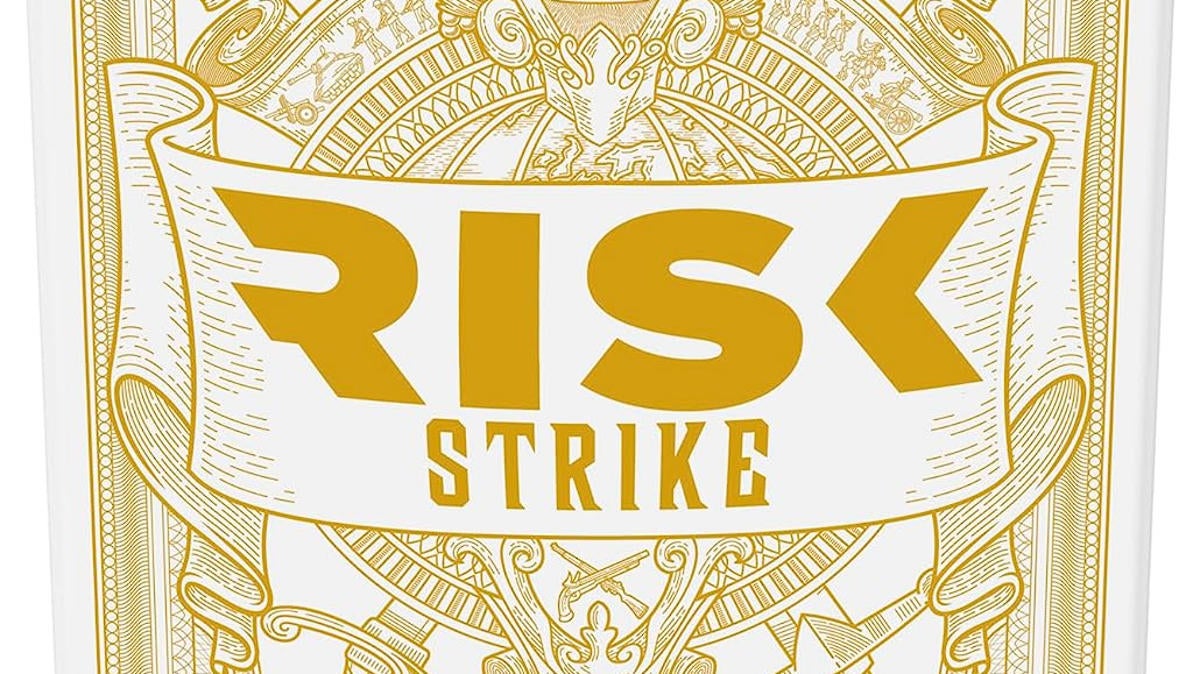 El juego de cartas Risk Strike ofrece la dominación mundial en 20 minutos