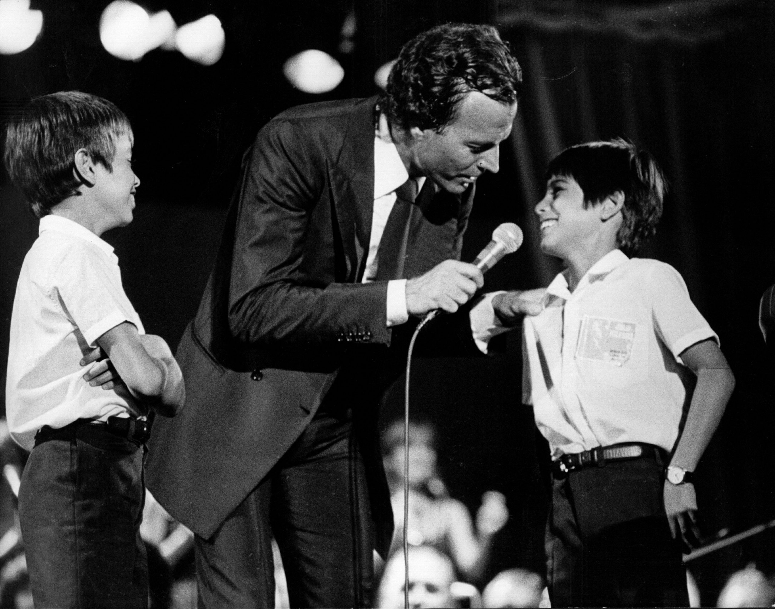 El cantante Julio Iglesias, con sus hijos Julio José y Enrique Iglesias