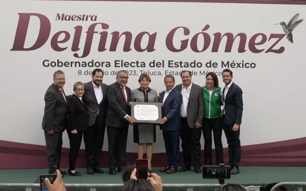 Delfina Gómez recibe constancia de mayoría como gobernadora electa en Edomex