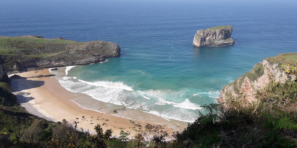 Descubre las 12 playas más bonitas de España para este verano