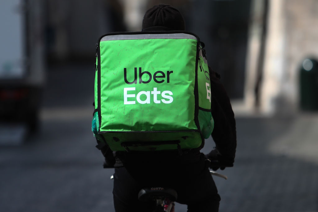 Domino's llega a un acuerdo para incluir su menú en Uber Eats y Postmates en EE. UU.