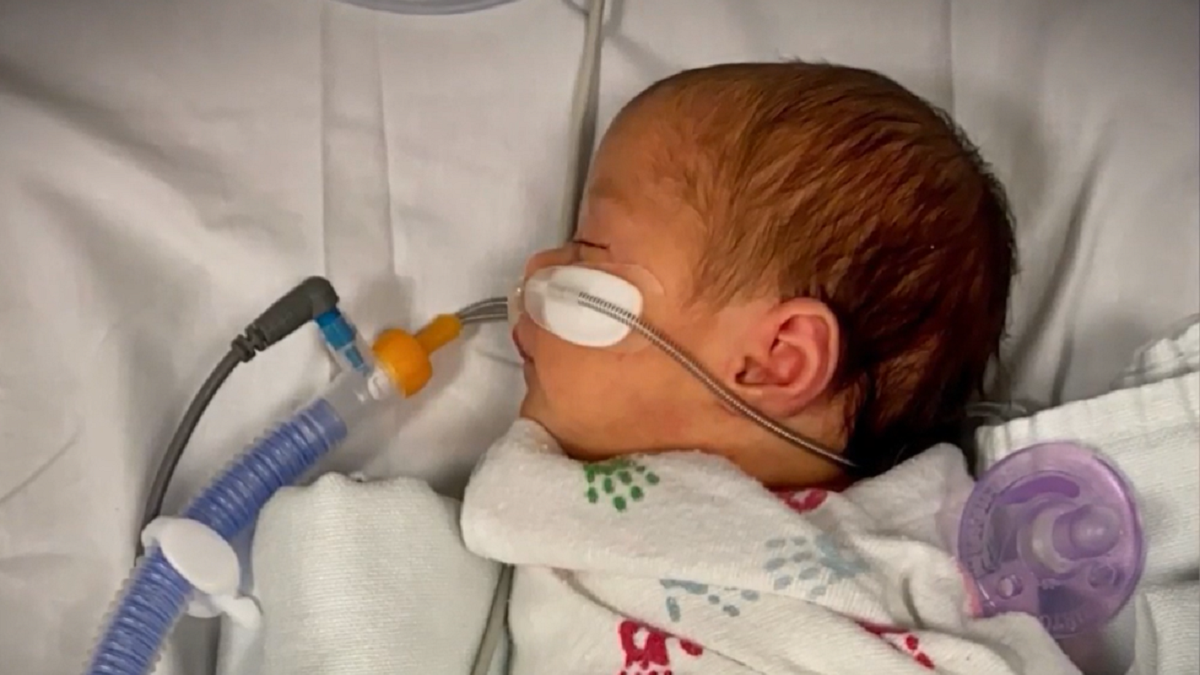 FDA aprueba inyección para bebés contra el RSV