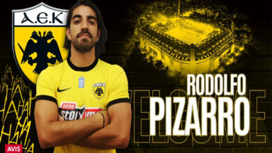 Firma Rodolfo Pizarro con AEK Atenas hasta el 2025 | Video