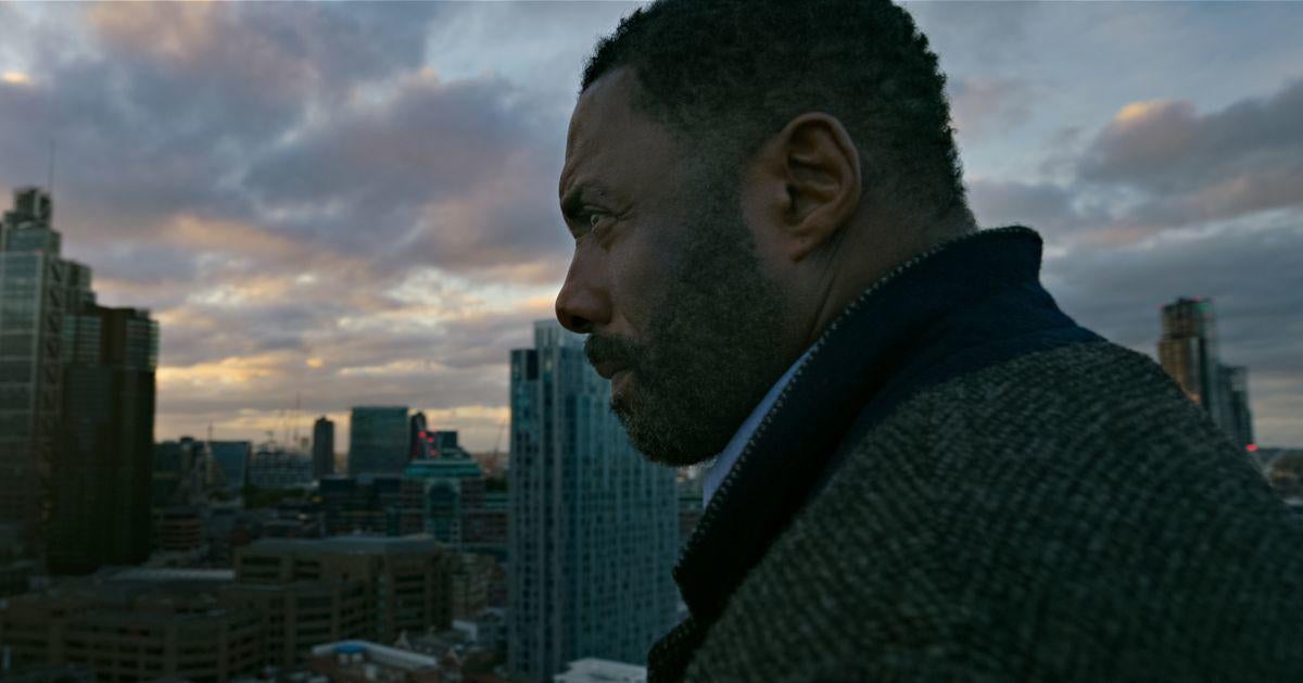 Idris Elba dice “crucemos los dedos” por más películas de Luther