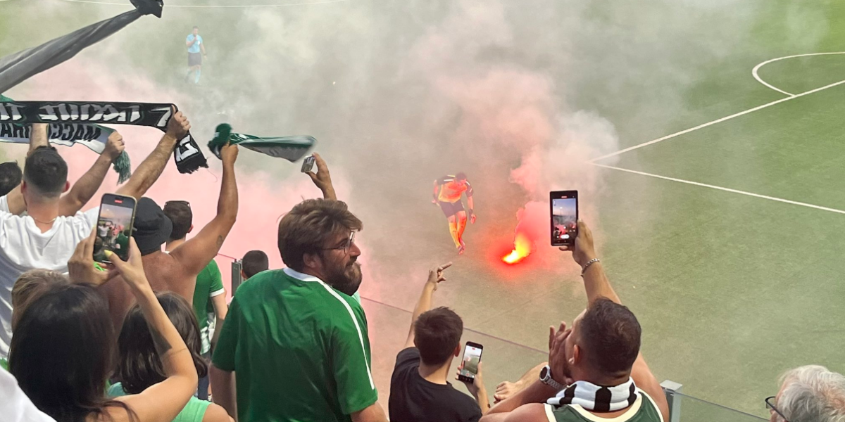 Las bengalas interrumpen el Hamrun-Maccabi Haifa de la previa europea