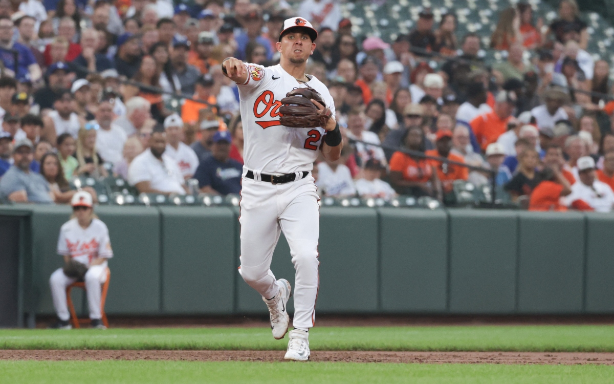 MLB: El mexicano Ramón Urías remolca tres carreras y evita barrida de Dodgers sobre Orioles