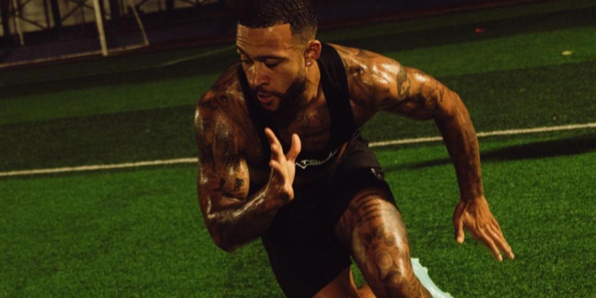 Memphis, en modo 'león': ¡Brutal entreno junto a una ex estrella de la NFL!