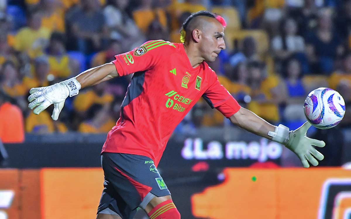Nahuel Guzmán salva a Tigres; Gignac anota el gol de la victoria frente al León