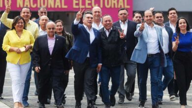 Oposición registra ante el INE el 'Frente Amplio por México'