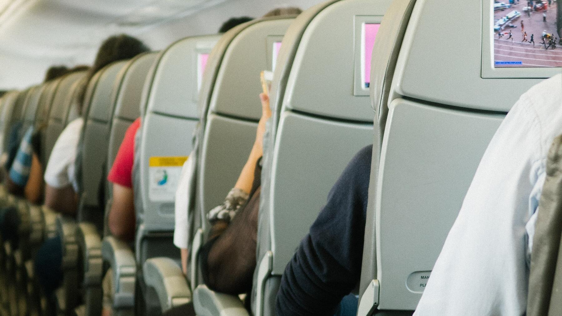 Una pasajera revela el mejor truco para volar en primera clase con la tarifa económica