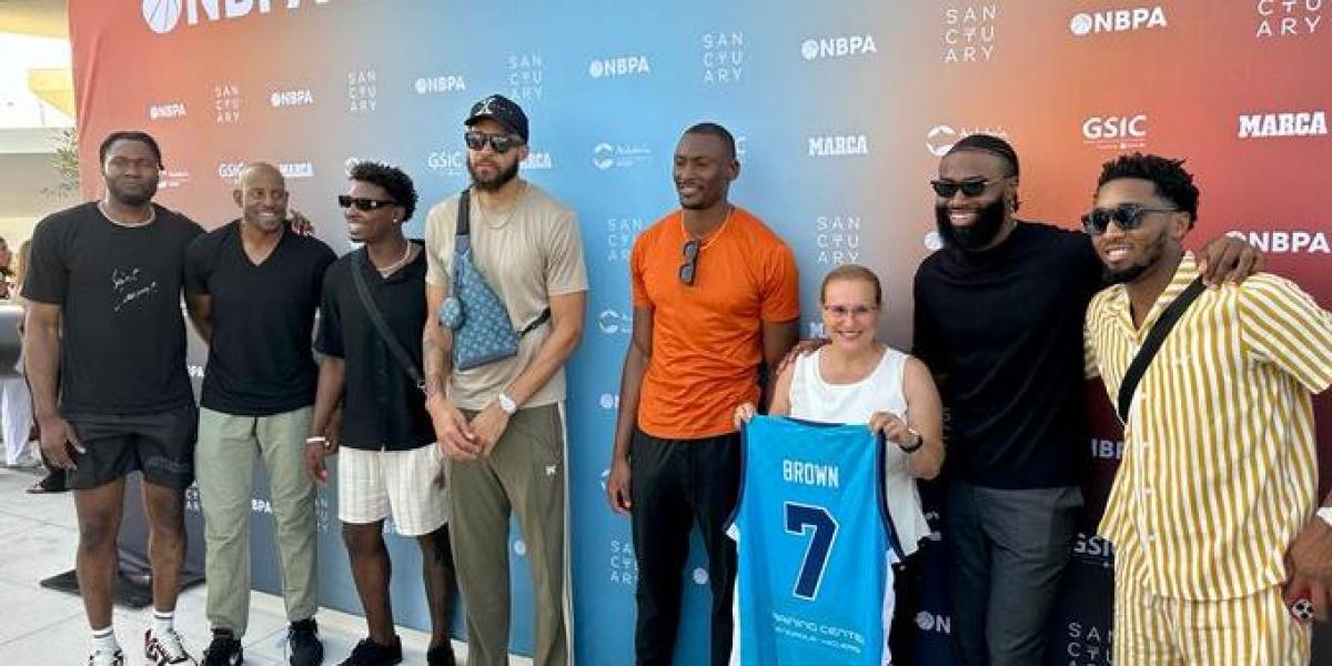Una veintena de estrellas NBA se dan cita en Fuengirola (Málaga)