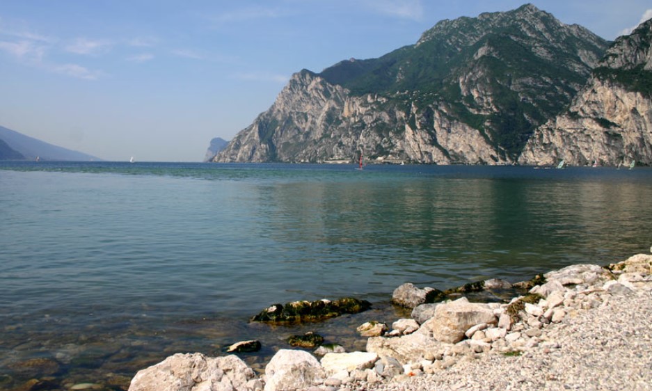 Vacaciones, los lagos más populares e instagrameables de Italia