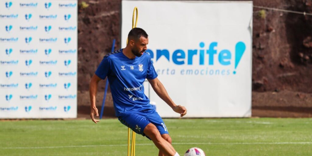 Vídeo, CD Tenerife-Marino: duelo en Canarias de pretemporada