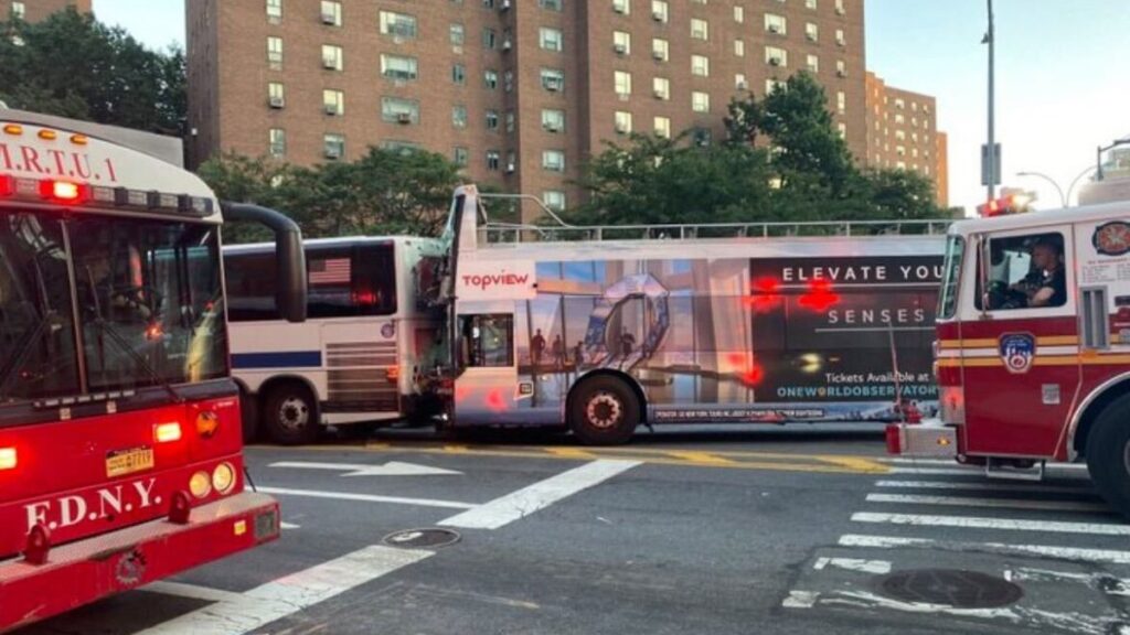 accidente de autobuses en Manhattan