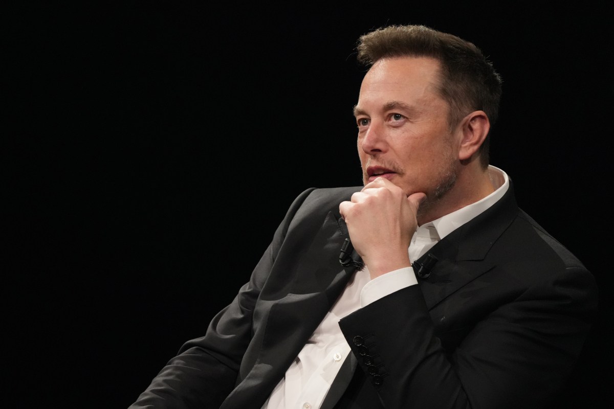 Elon Musk está siendo demandado por difamación después de afirmar falsamente que un hombre era neonazi en X